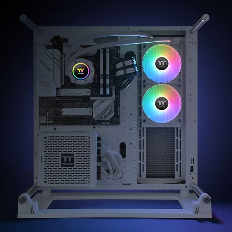 خنک کننده مایع ترمالتیک thermaltake th240 v2 ultra argb snow