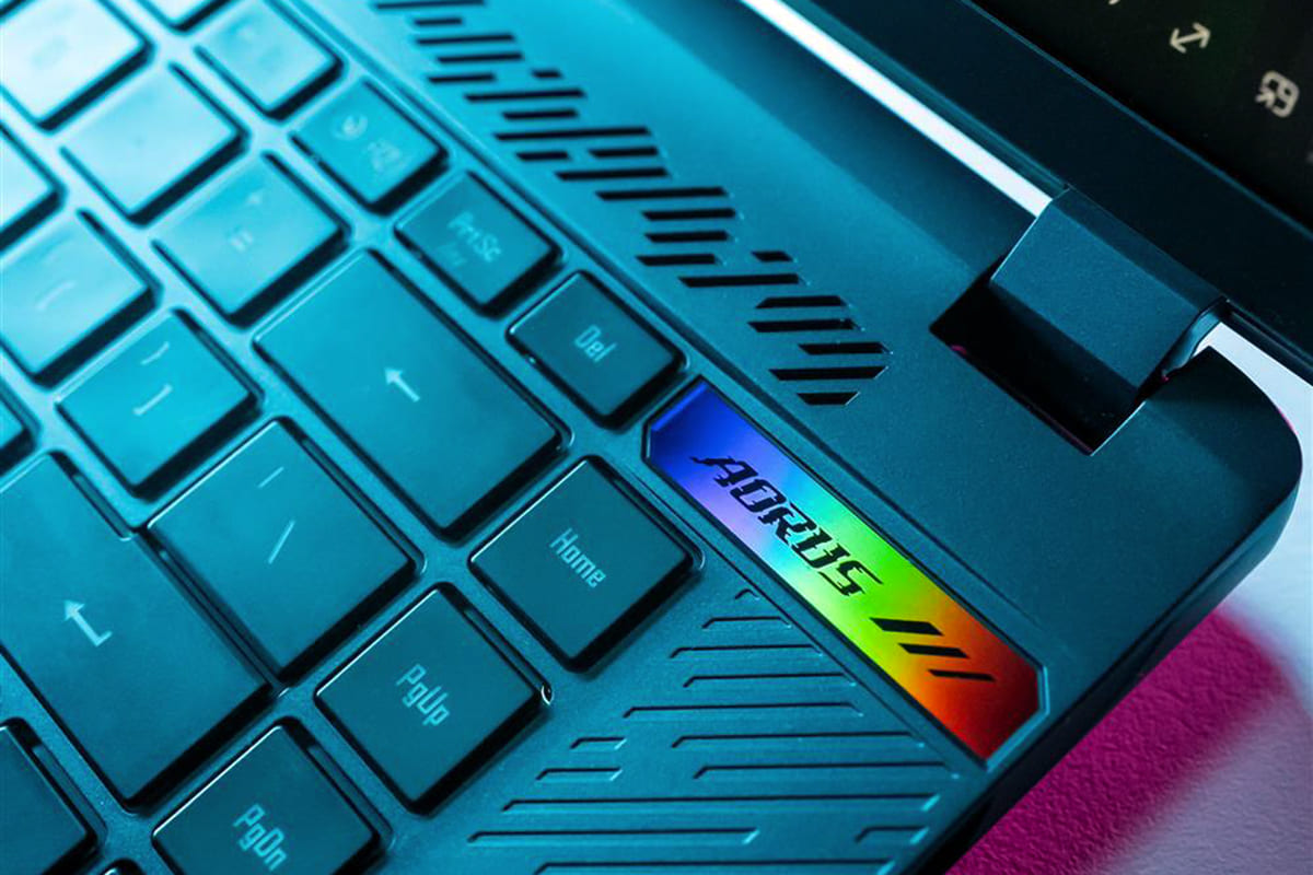 لپ تاپ گیمینگ آئورس 16x aorus asg 2024