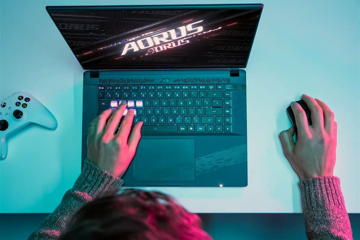 لپ تاپ گیمینگ آئورس 16x aorus asg 2024
