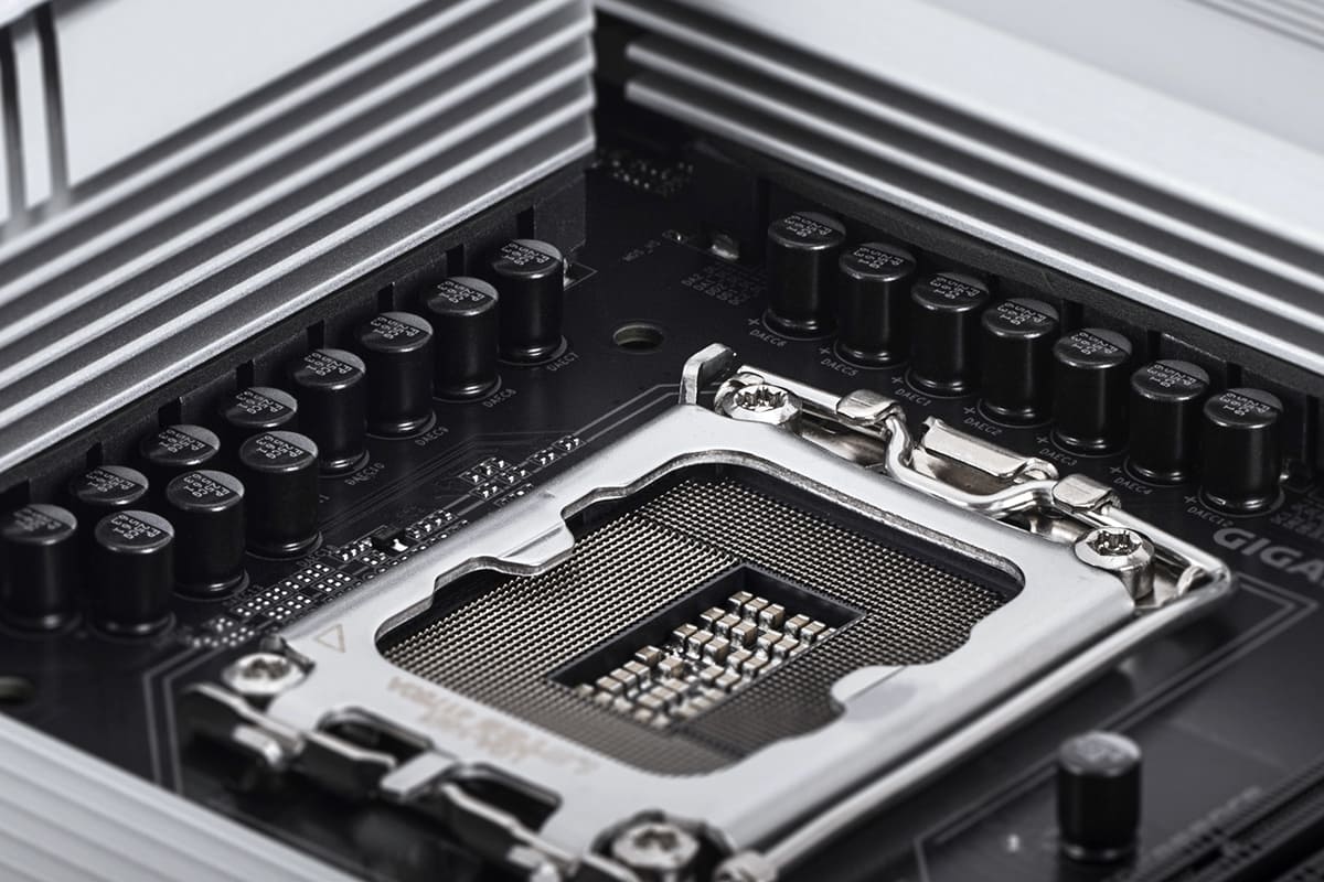 مادربرد گیگابایت z890 gaming x wifi7